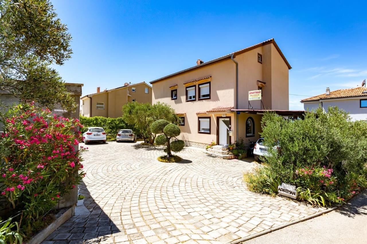 Apartments With A Swimming Pool Punat, Krk - 5378 Buitenkant foto